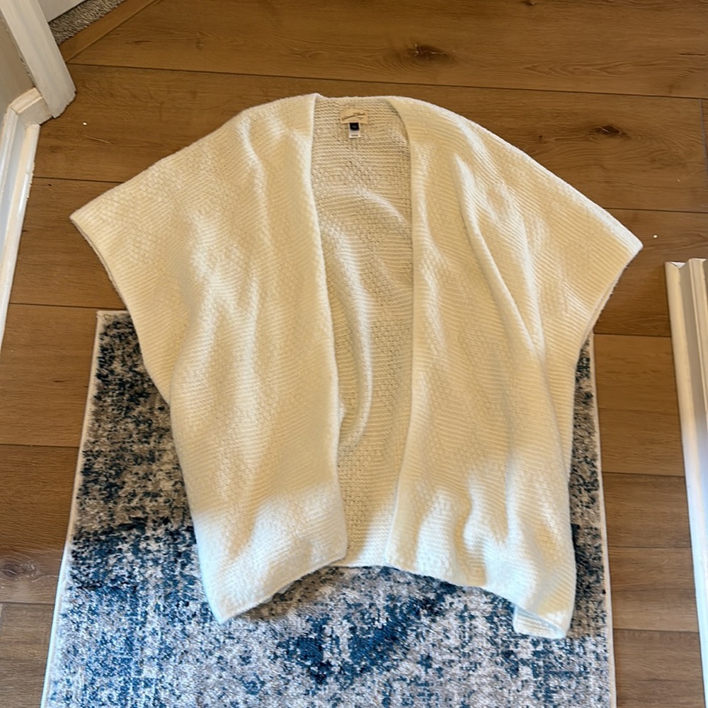 Universal thread shrug